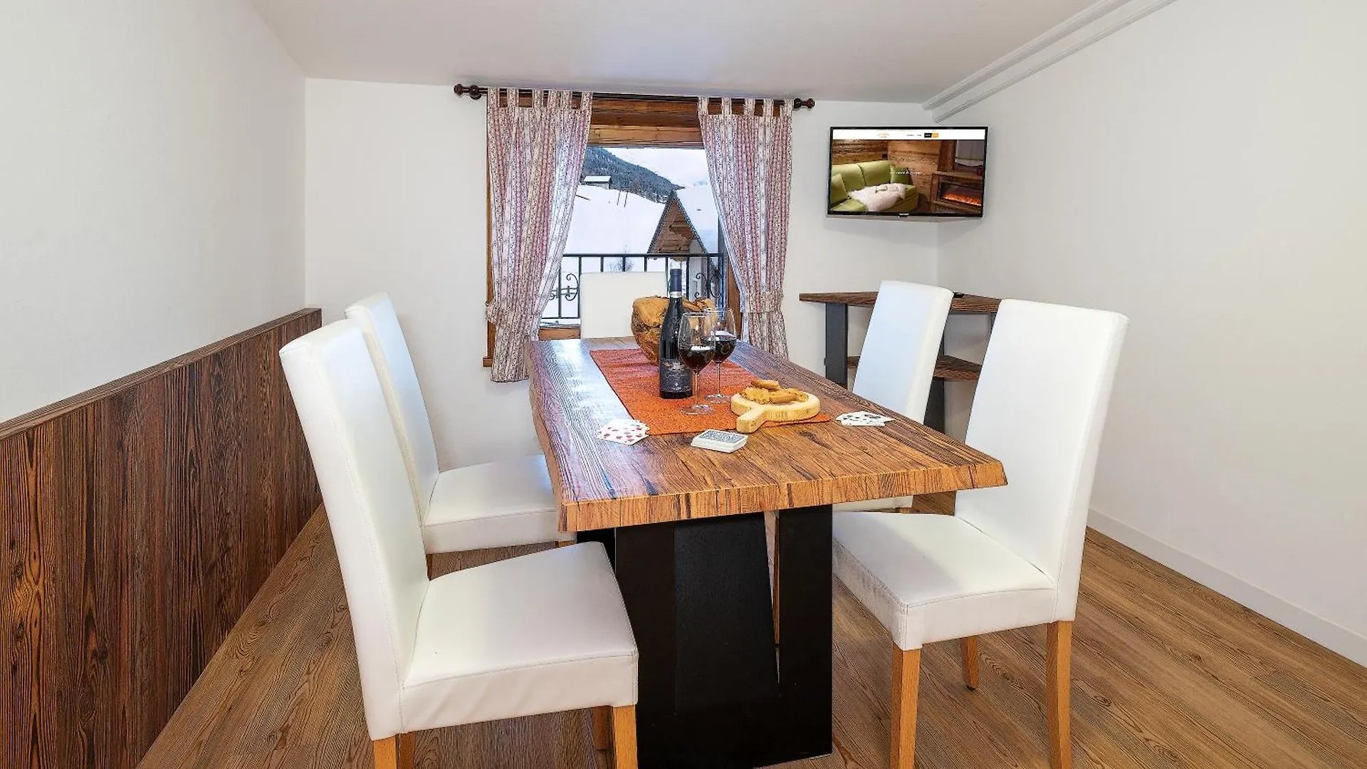 公寓式酒店 Chalet Li Mina 利维尼奥