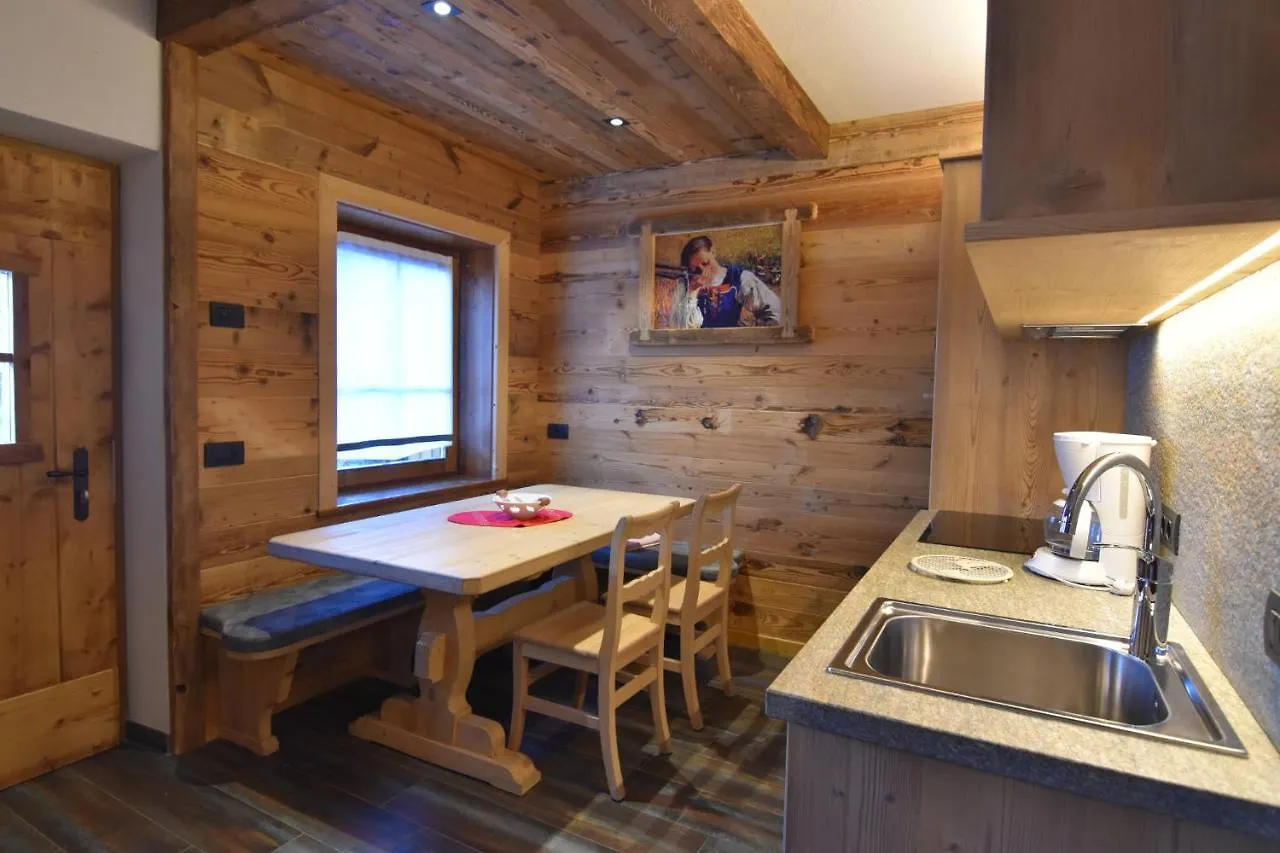 Chalet Li Mina Livigno 2*,  Italy
