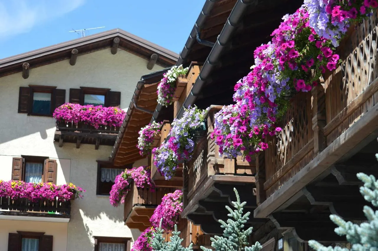 Chalet Li Mina Livigno Aparthotel