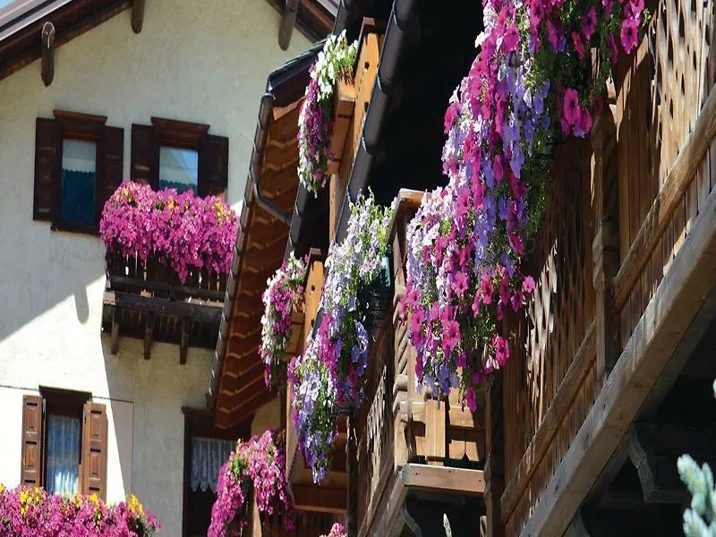 Chalet Li Mina Livigno Aparthotel